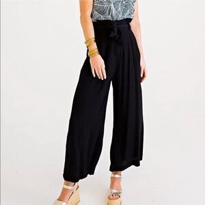 Karlie Black High Waist Paper Bag Pant Small NWT